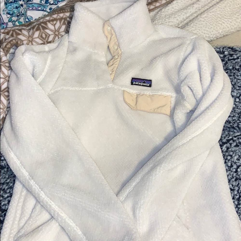 Patagonia sweatshirt